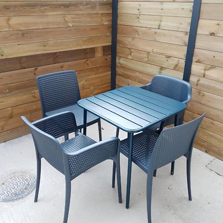 Rose Garden Bayeux Bed & Breakfast ภายนอก รูปภาพ