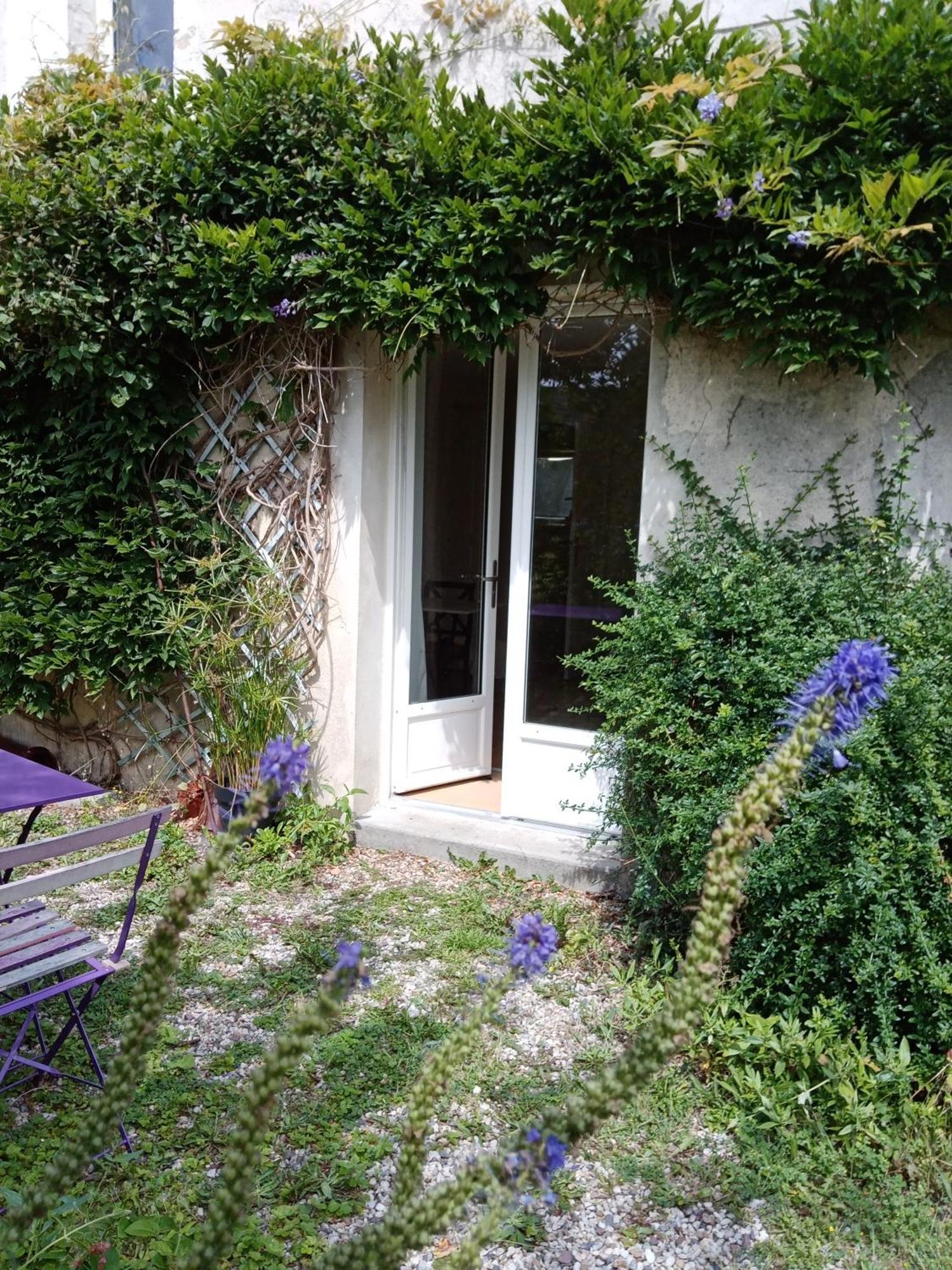 Rose Garden Bayeux Bed & Breakfast ภายนอก รูปภาพ