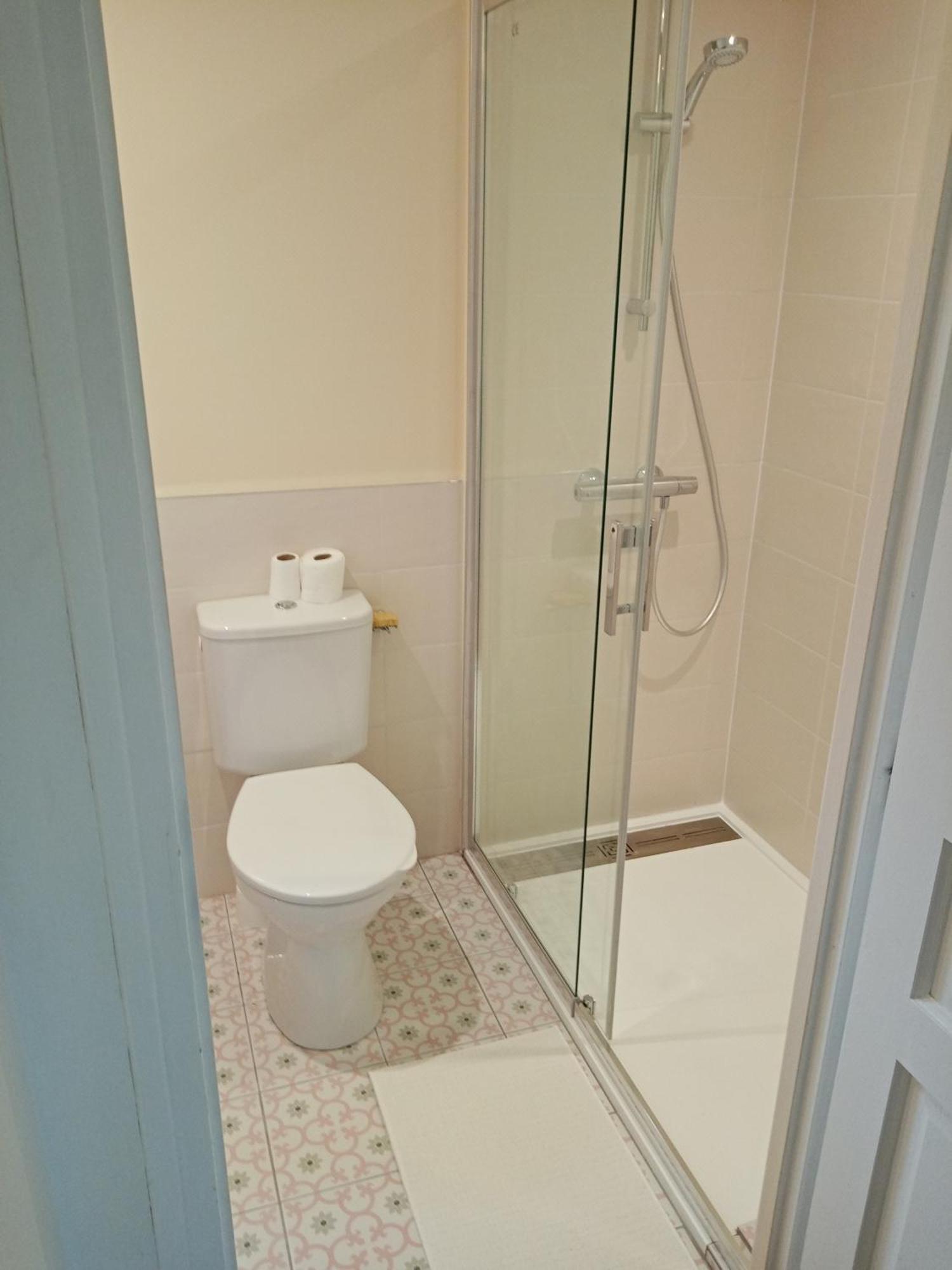 Rose Garden Bayeux Bed & Breakfast ภายนอก รูปภาพ