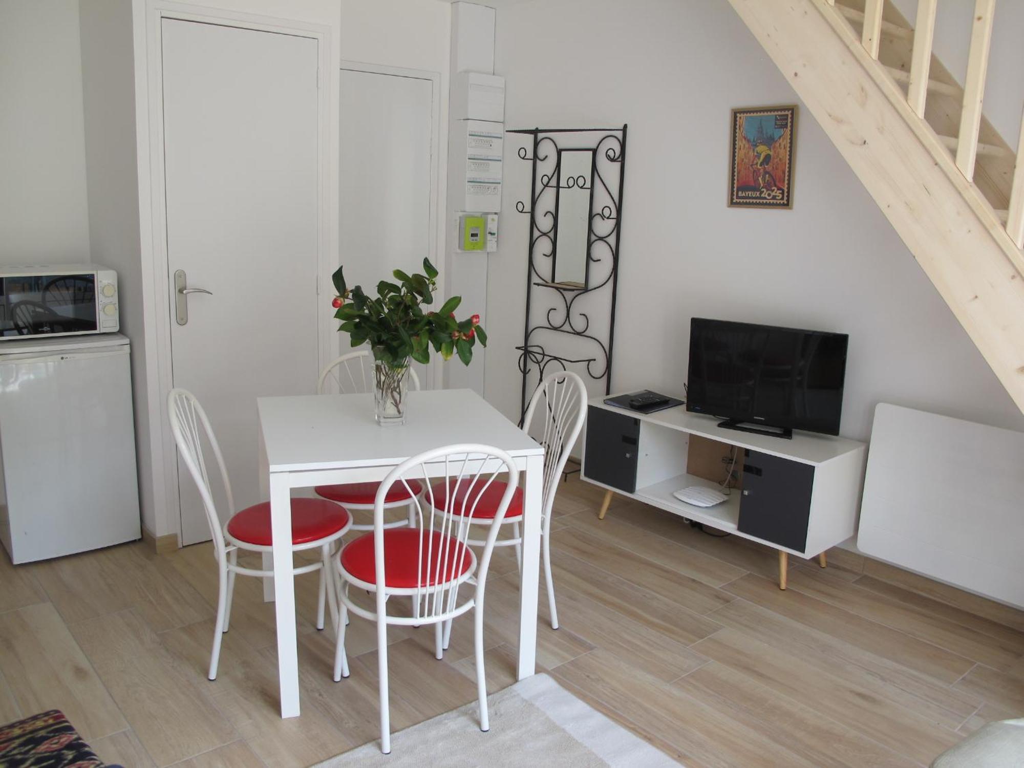 Rose Garden Bayeux Bed & Breakfast ภายนอก รูปภาพ